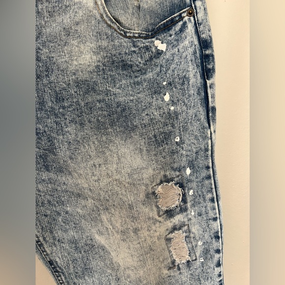 Washed Denim Shorts - Picture 3 of 4